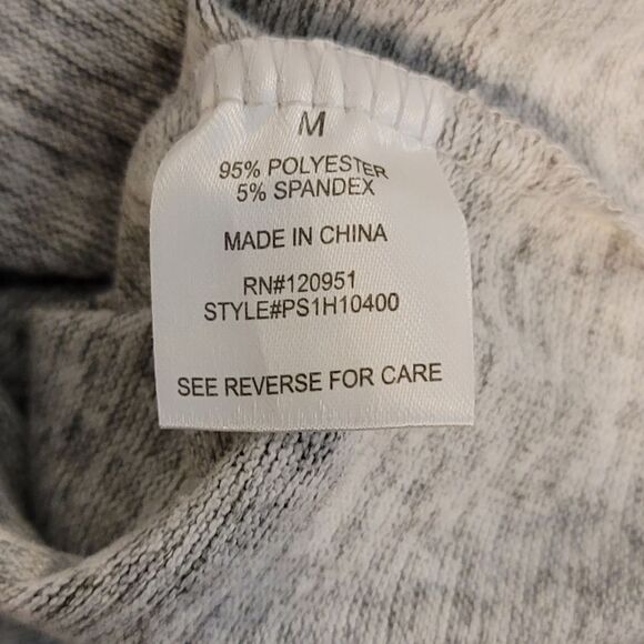 Pink Rose Gray Leopard Print Cropped Tee With Faux Buttons Size Medium - Picture 6 of 7